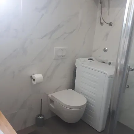 Apartment Jole 1 *
