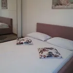 Jole 1 Appartement Trogir
